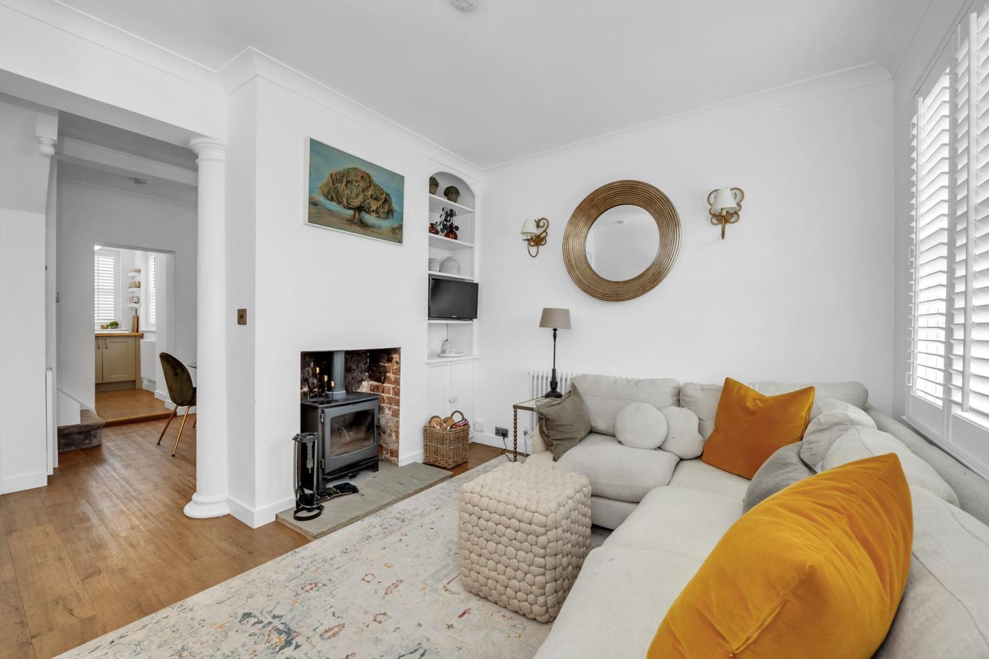 Charming Church Walk, Long Melford - 2 Bedroom Property With Parking Exterior photo